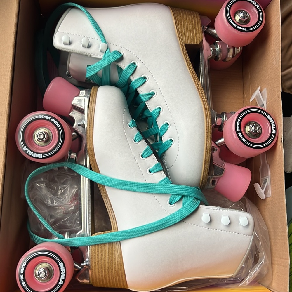 Impala White Skates US Women’s Size 7